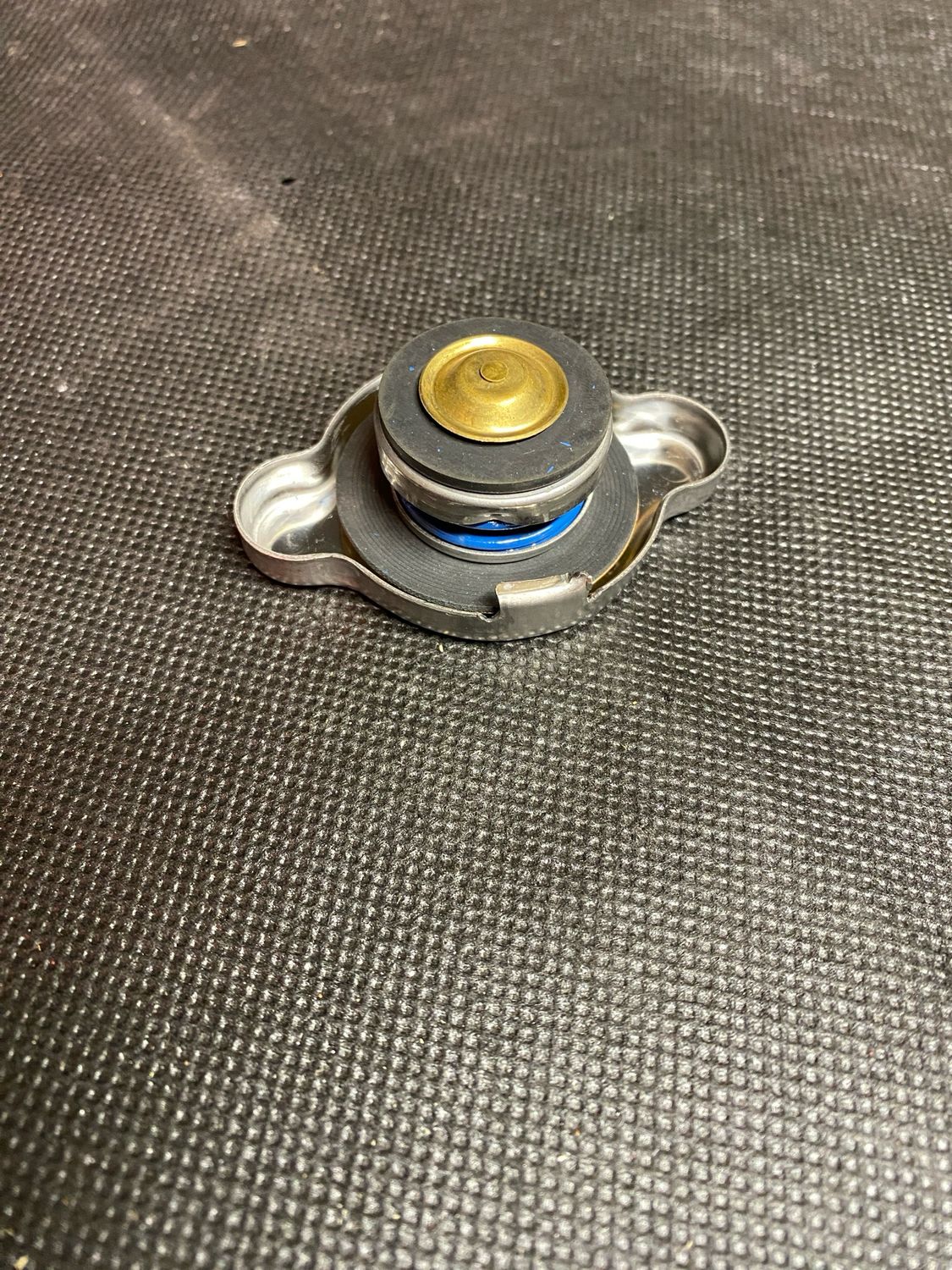 #OEM 26800021 Harley Davidson CAP PRESSURE