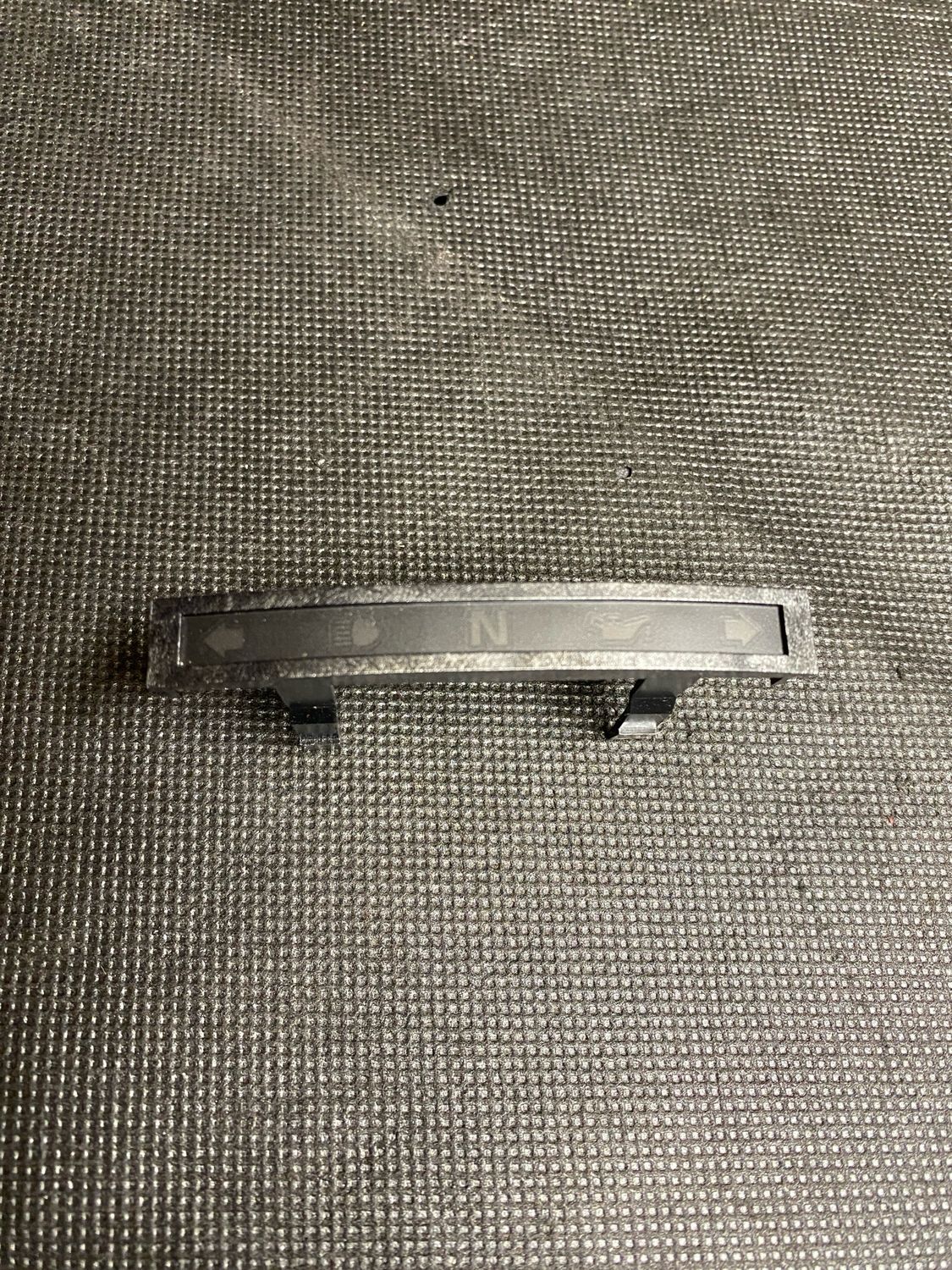 #OEM 68253-08A Harley-Davidson BEZEL,INDI-LAMP 