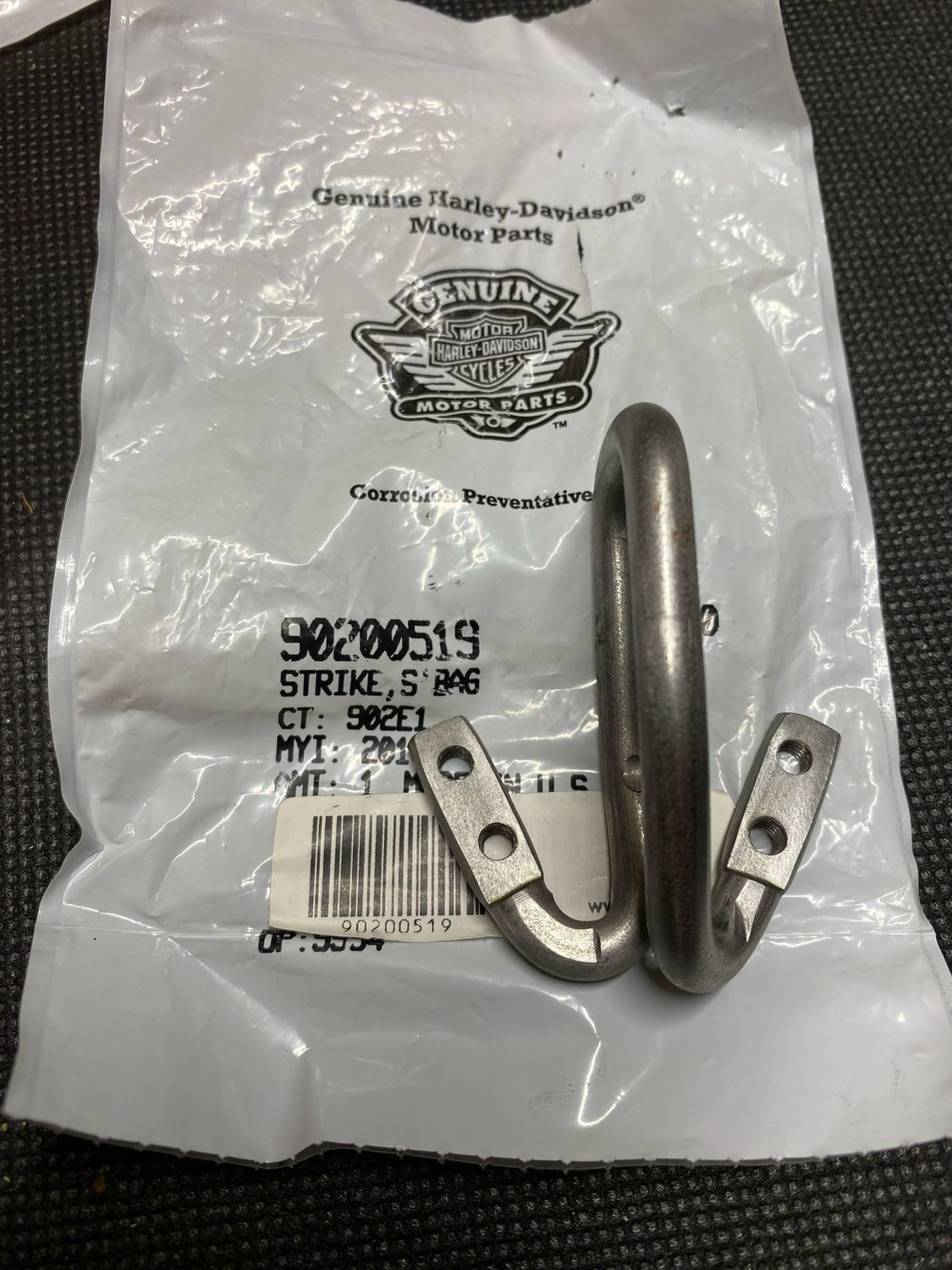#OEM 90200519 Strike, Saddlebag