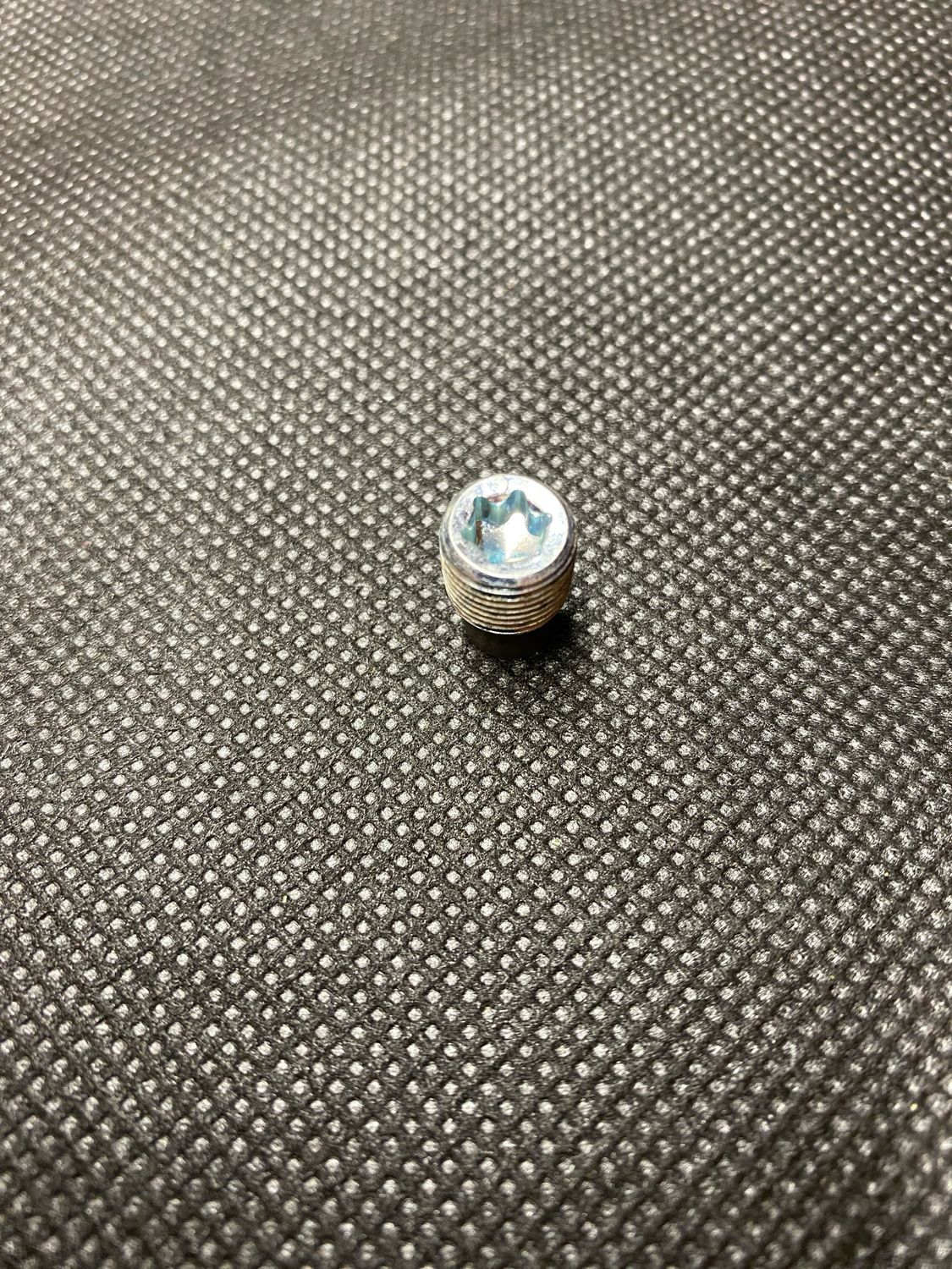 #OEM 739a Magnetic Screw