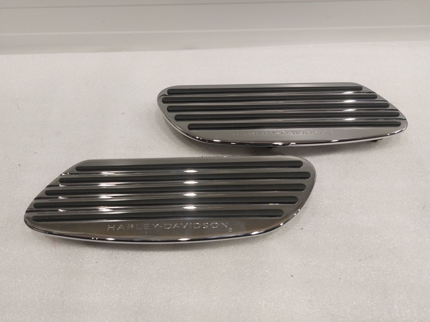 #OEM 50202-04 - Stealth Footboard Inserts