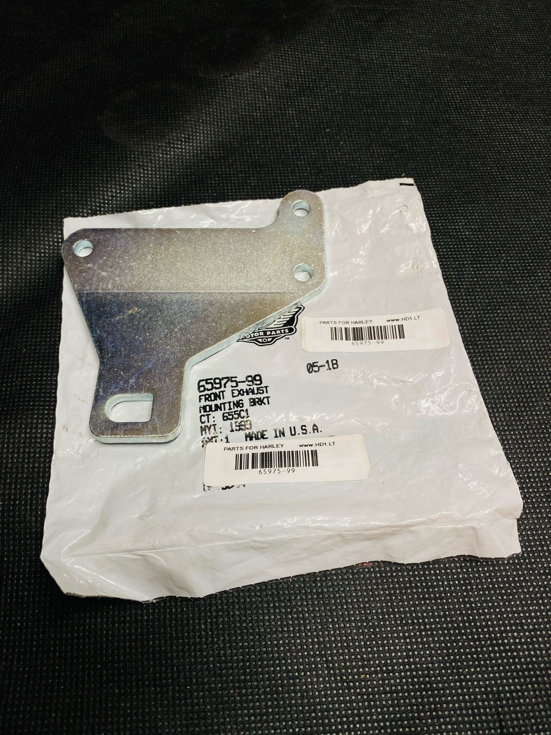 #OEM 65975-99 Exhaust Bracket
