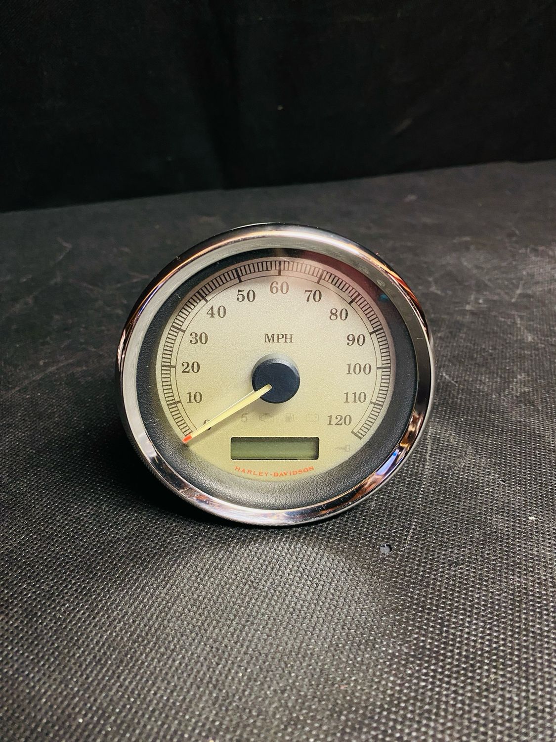 #OEM 67261-08 Touring up to 2013 Speedo 56k miles