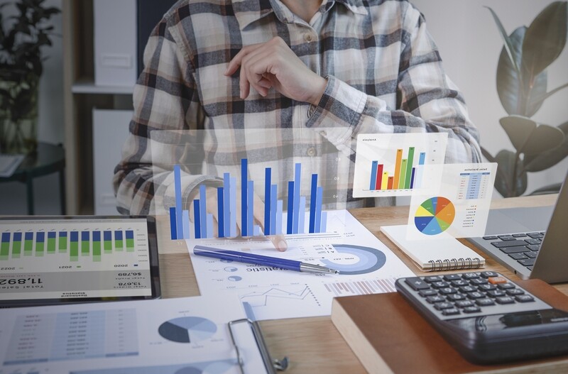 Advanced Power BI Visualisations for Finance