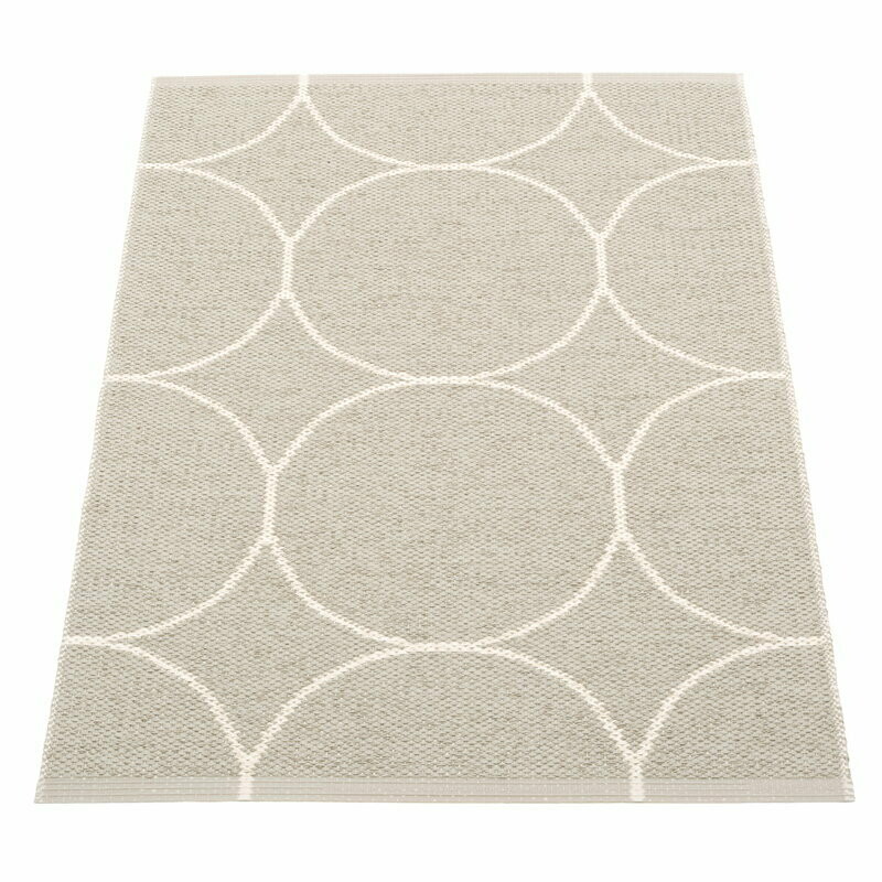 Boo rug by Pappelina