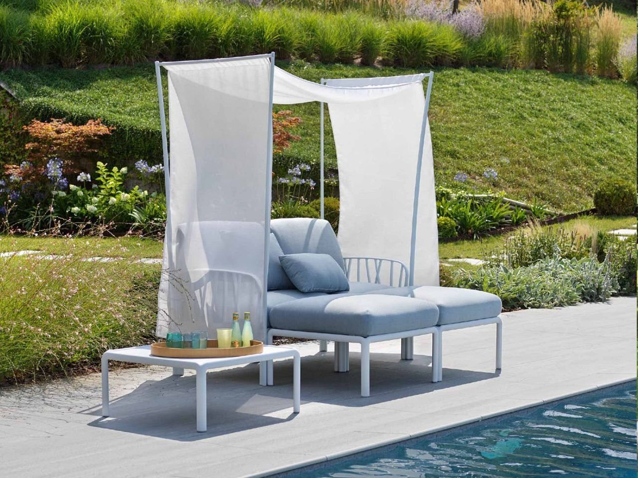 NARDI KOMODO SOFÁ COM VOILE