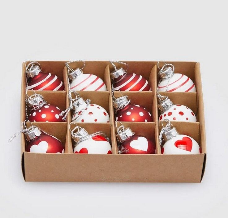 EDG- set 12 bolas mini coracao