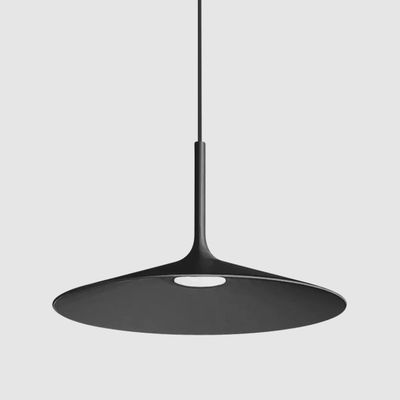 Poe suspenso Poe suspenso