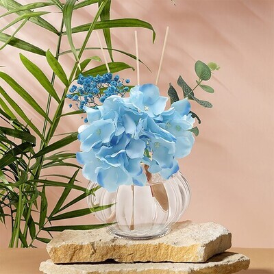 Joe Davies | Desire Diffuser Floral Blue Hydranga