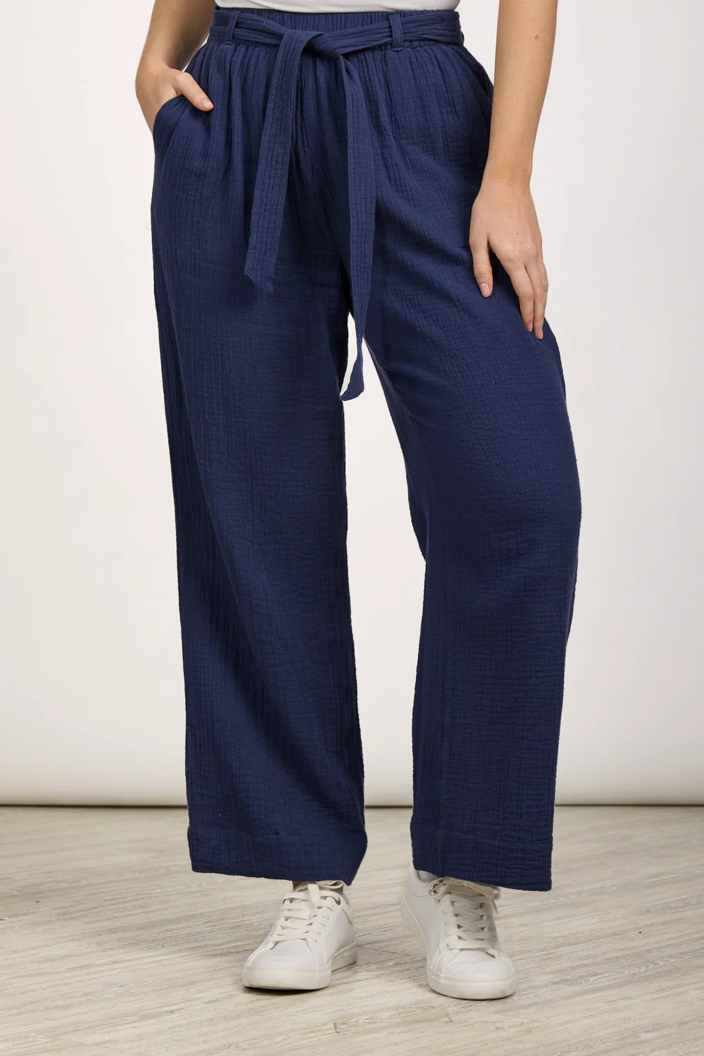 Women's Navy Wide Leg Trouser