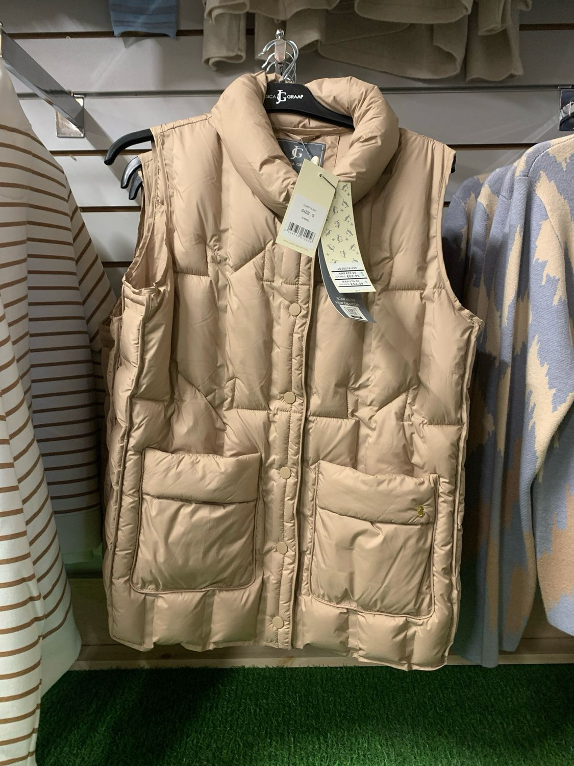Women's *4 Camel Plain Short Gilet