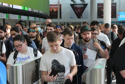 visitors entering gamescom Cologne 2019 at Koelnmesse