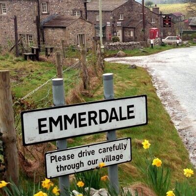 Saturday 29th June - Emmerdale Village Tour & Free Time in Harrogate -