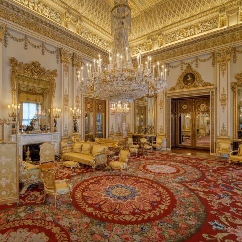 Friday 1st August - Buckingham Palace State Rooms Tour - Changing of the Guard and Free Time in London