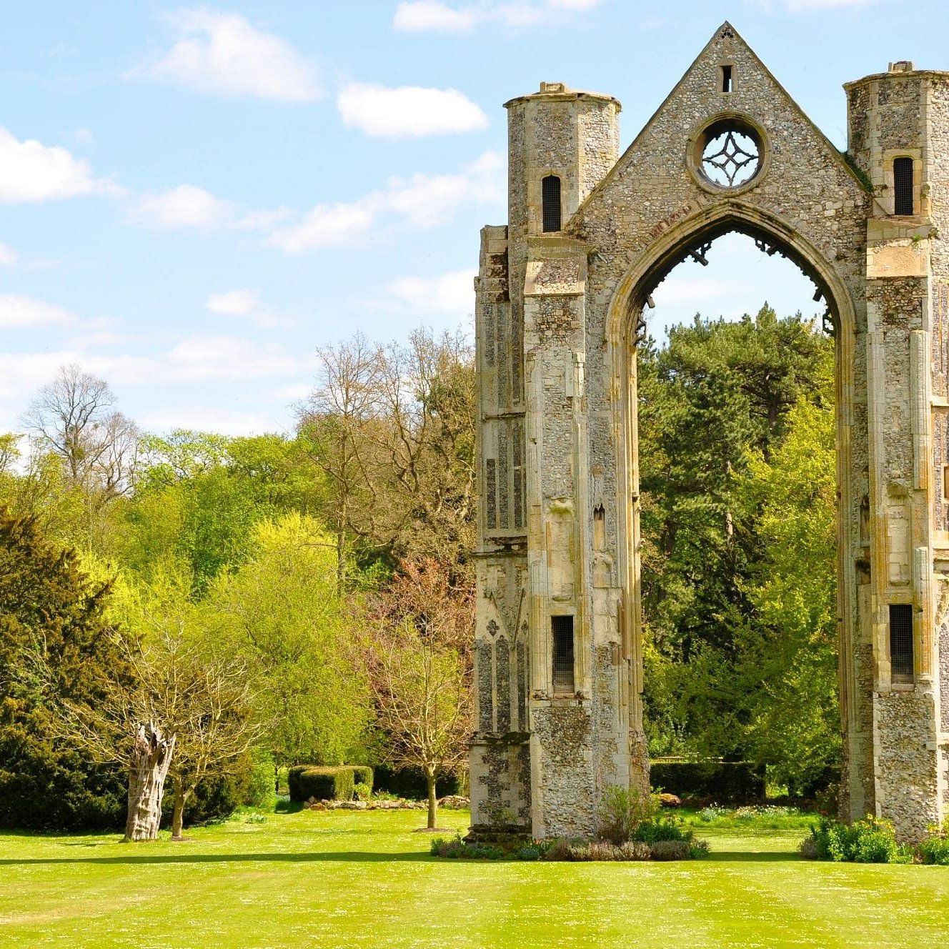 Wednesday 27th August - Walsingham in the Summer Sunshine & Wells Next The Sea - Including a Coastal Drive!