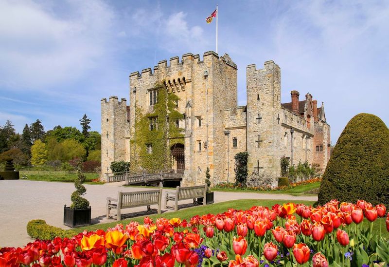 Friday 23rd October - Autumn Colour at Hever Castle - WR00