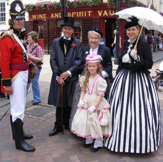 Sunday 6th December - Historic Rochester Christmas Market & Dickensian Festival - WR00