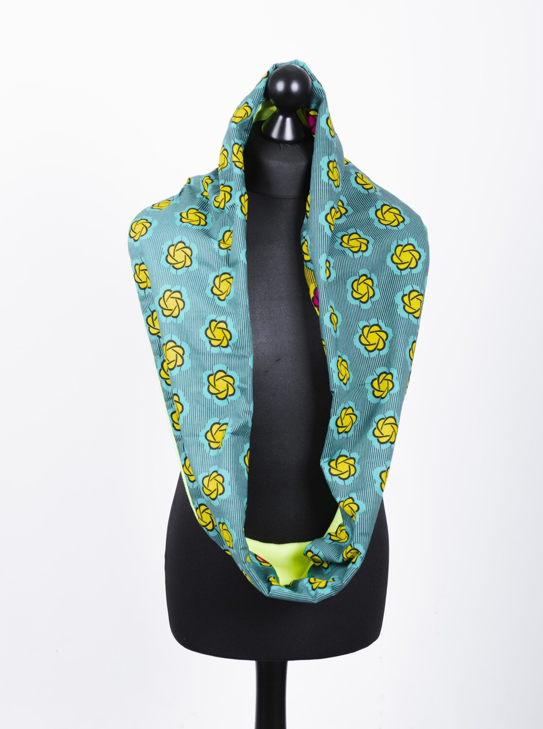 Snood: Infinity Flowers Yellow On Green