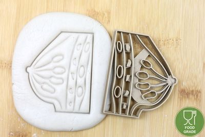 Brustaufbau Keksausstecher Plätzchen und Fondant ca.8cm Brustaufbau Keksausstecher Plätzchen und Fondant ca.8cm