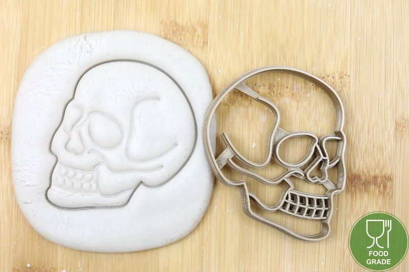 Human skull Keksausstecher Plätzchen und Fondant ca.8cm Human skull Keksausstecher Plätzchen und Fondant ca.8cm