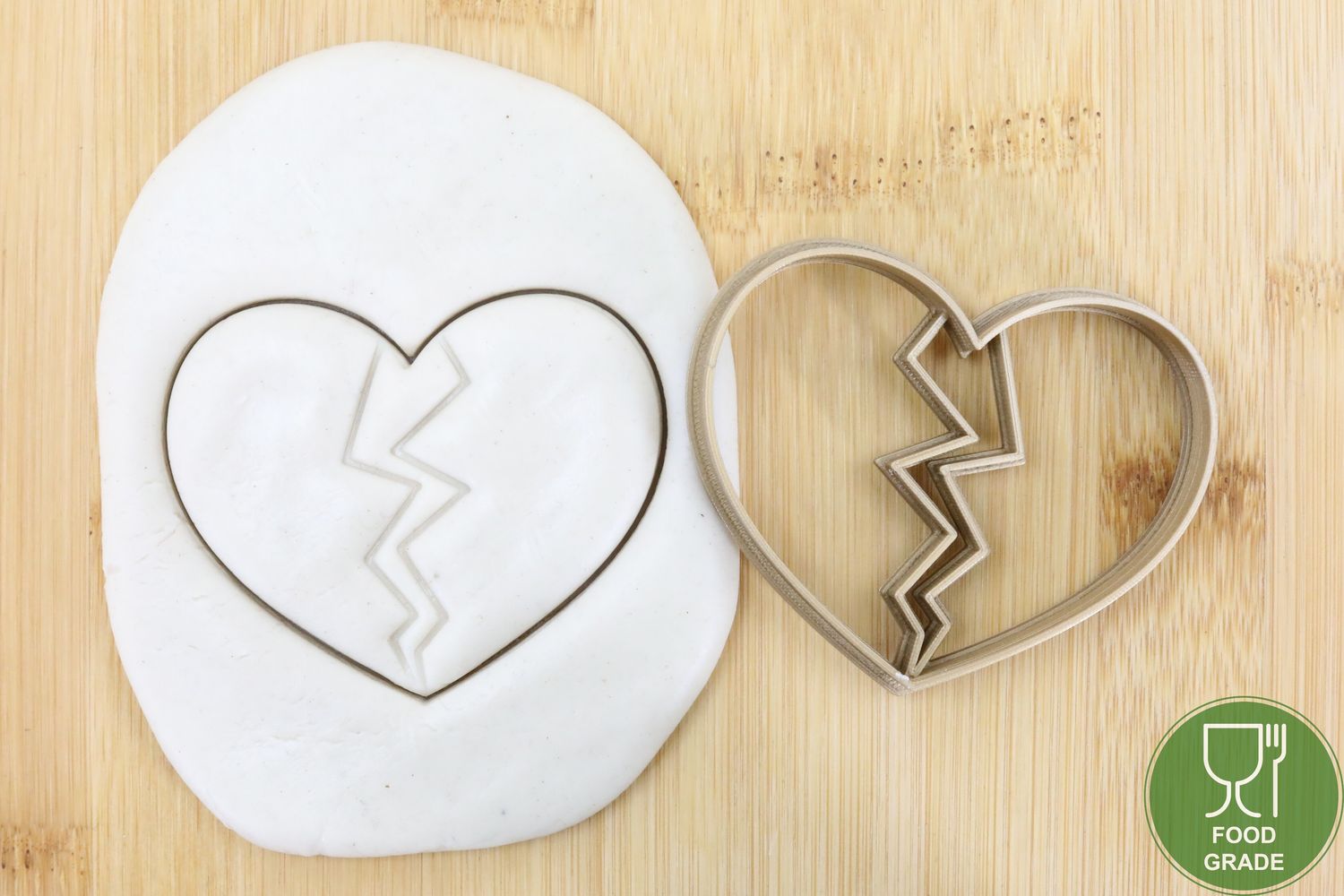 Keksstempel/Ausstechform Heartbroken ca.8cm