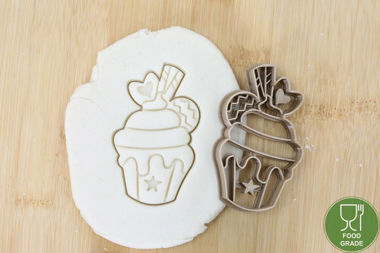 Keksstempel/Ausstechform Muffin mit Sahne ca.8cm