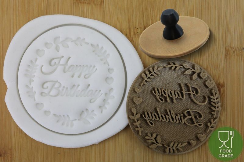 Prägestempel 'Happy birthday' 5/7cm für Kekse/Fondant/Knete mit praktischem Griff Prägestempel 'Happy birthday' 5/7cm für Kekse/Fondant/Knete mit praktischem Griff