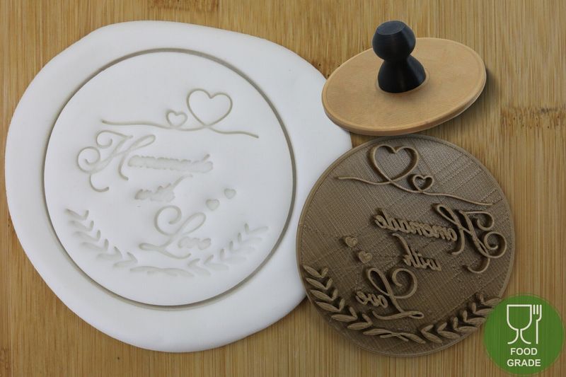 Prägestempel 'Homemade with love' 5/7cm für Kekse/Fondant/Knete mit praktischem Griff Prägestempel 'Homemade with love' 5/7cm für Kekse/Fondant/Knete mit praktischem Griff