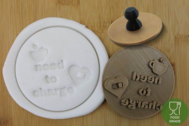 Prägestempel 'goodbye and good luck' 5/7cm für Kekse/Fondant/Knete mit praktischem Griff Prägestempel 'goodbye and good luck' 5/7cm für Kekse/Fondant/Knete mit praktischem Griff