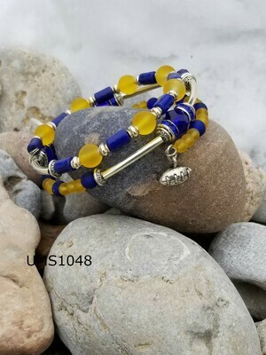 UMS-1048 
University of Michigan  Silver- Football Matte 3 Loop Memory Wire Bracelet