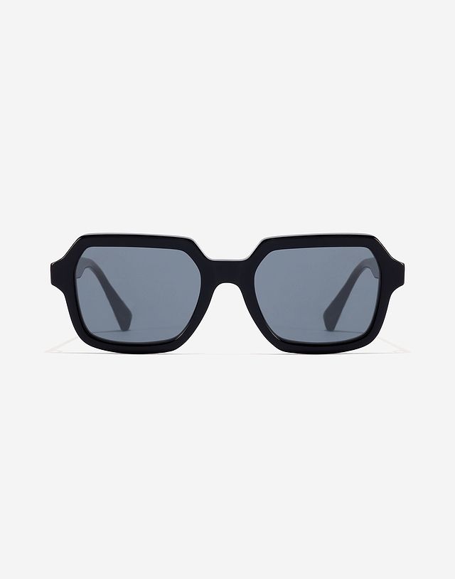 BLACK DARK MINIMAL