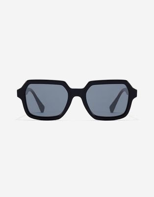 BLACK DARK MINIMAL