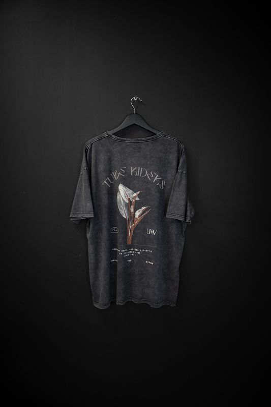 Remera Classic Fit Black Washed Vermelha de