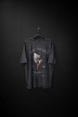 Remera Classic Fit Black Washed Vermelha de