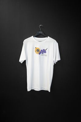 Remera Classic Fit Ferrugem White de
