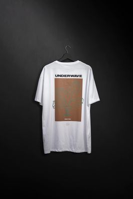 Remera Monstera White Over