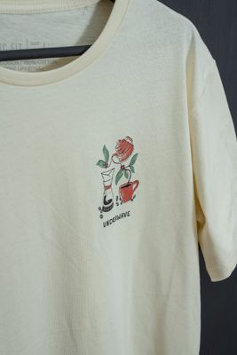 Remera Latte Vainilla Classic Fit