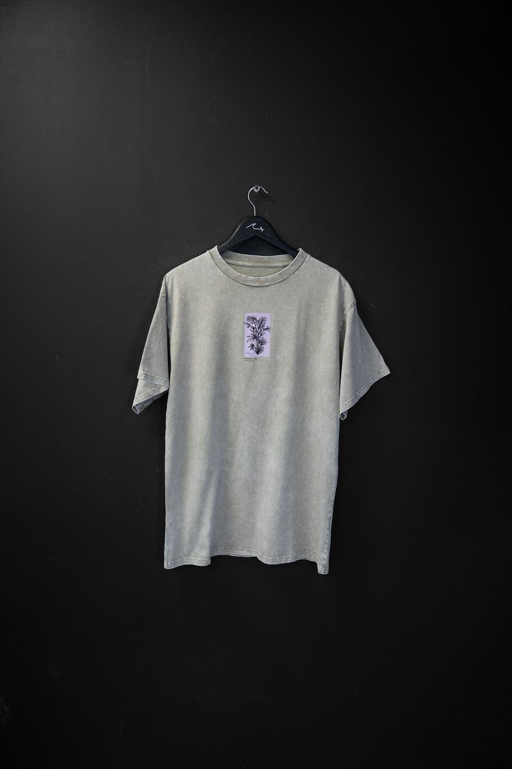 Remera Green House Grey Washed Oversized