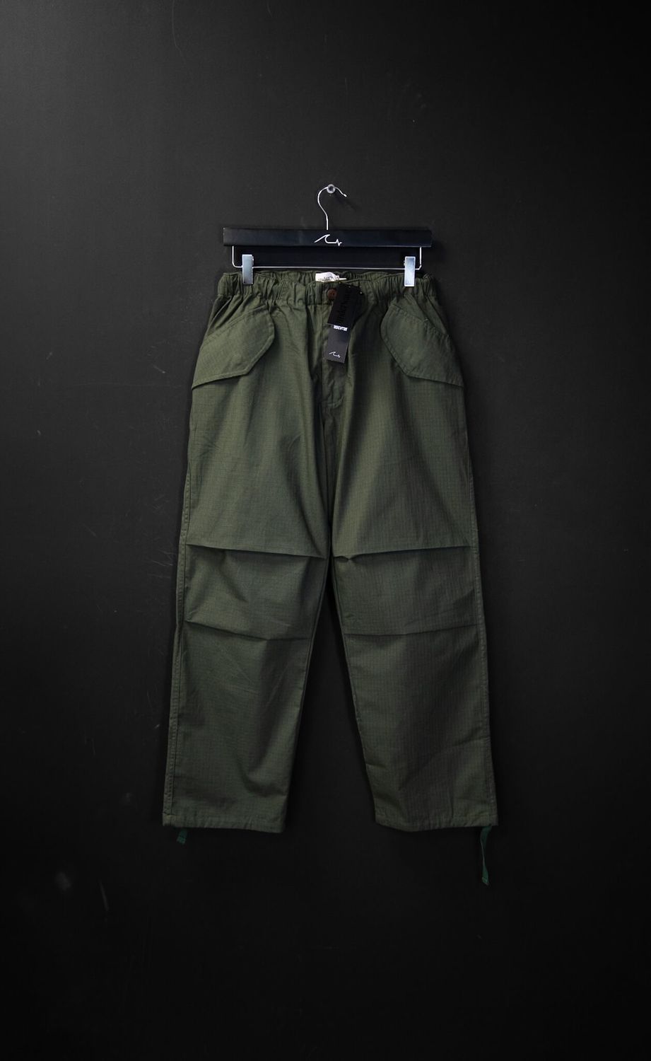 Pantalón Taiwan Verde Militar