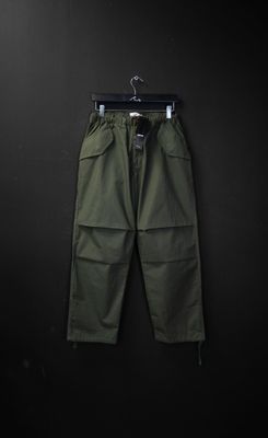 Pantalón Taiwan Verde Militar