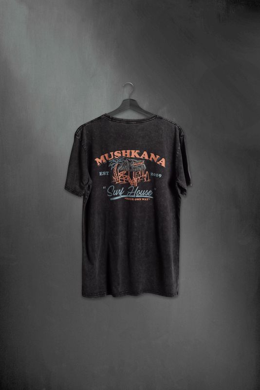 Remera Surf House Classic Fit Black Washed