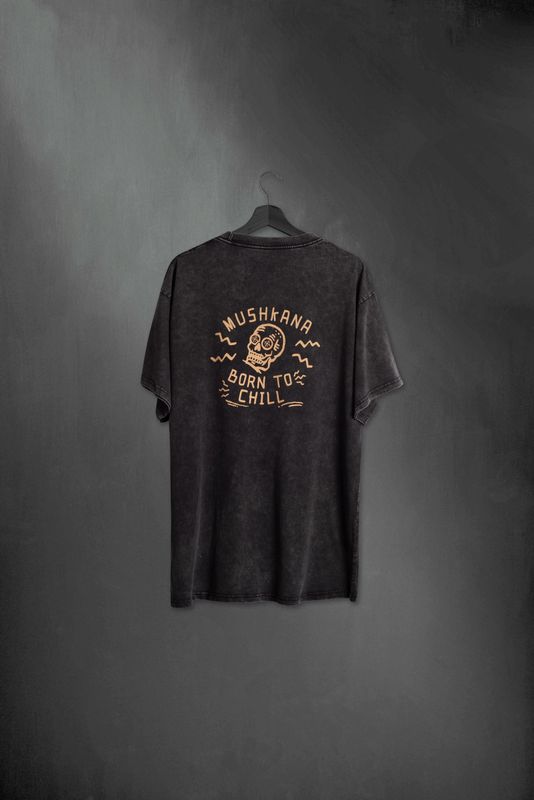 Remera Born2Chill Negra Lavada Oversized