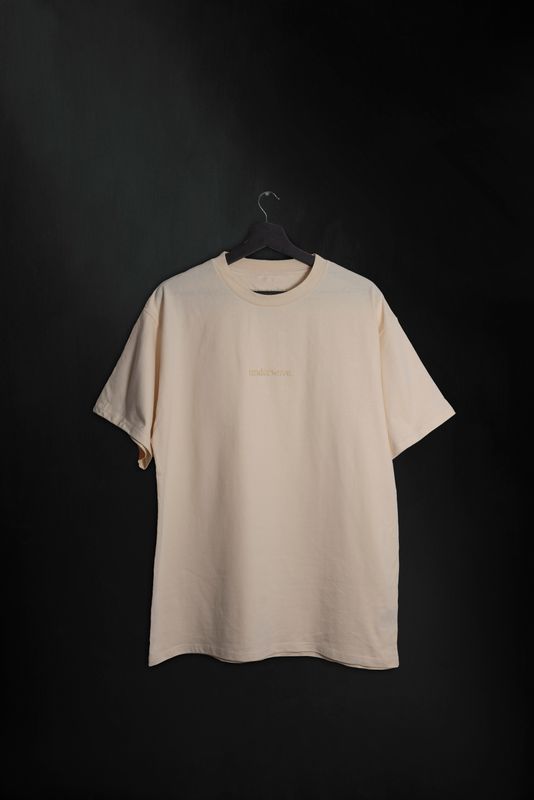 Remera Oversize Senecio Vainilla ss