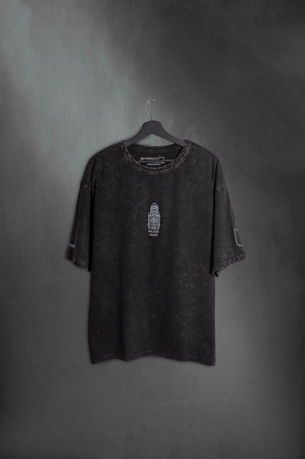 Remera Overbox Palacio Salvo Negro lavado