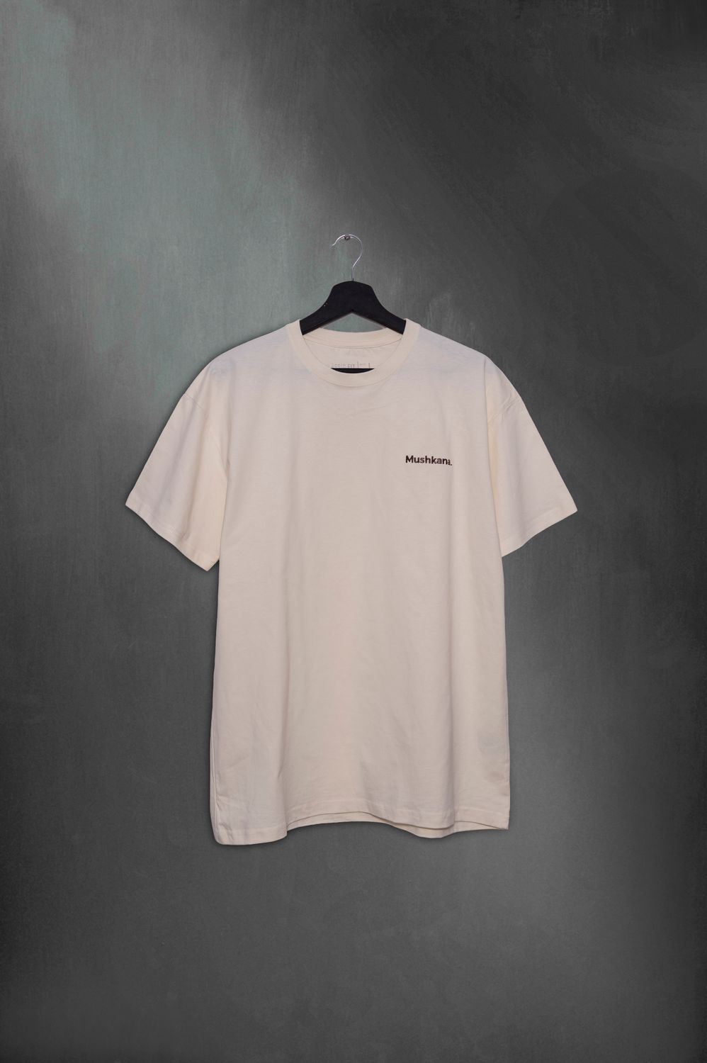 Remera Vainilla Over Mushkana minimal aa