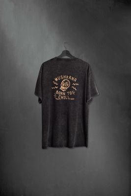 Remera Born2Chill Negra Lavada Oversized ss