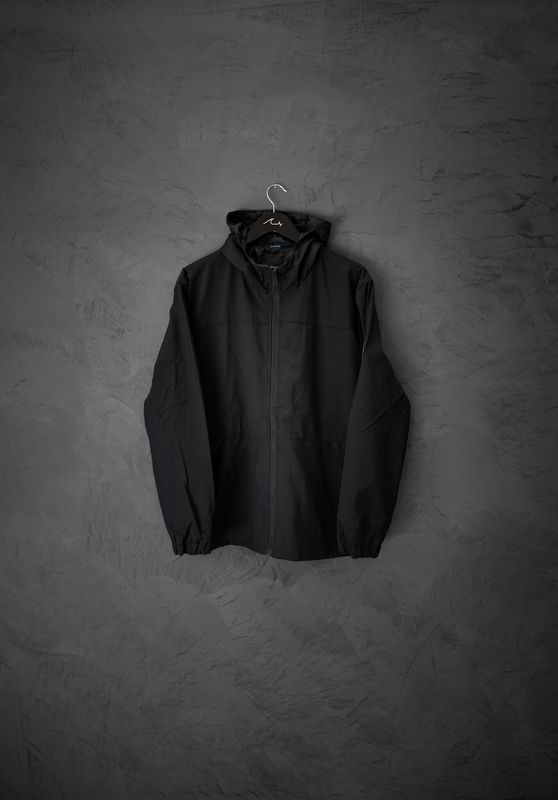 Campera Rompevientos Vind Black MM