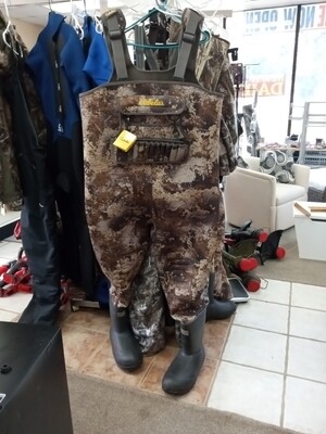 Cabelas super mag 13R chest waders