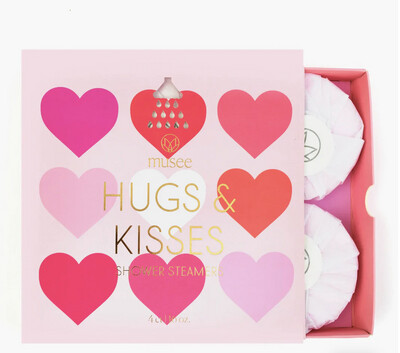 MU HUGS & KISSES SHWR STMR