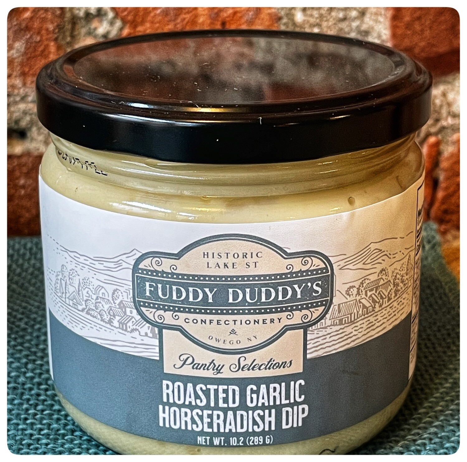 Fuddy Duddy's Roasted Garlic Horseradish Dip